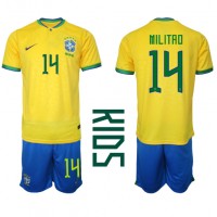 Billiga Brasilien Eder Militao #14 Barnkläder Hemma fotbollskläder till baby VM 2022 Kortärmad (+ Korta byxor)